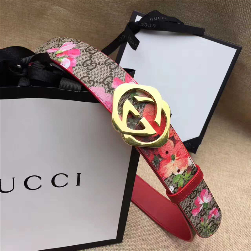 古馳Gucci i2017新品上市 互扣式雙G帶扣腰帶 Blooms天竺蔡印花