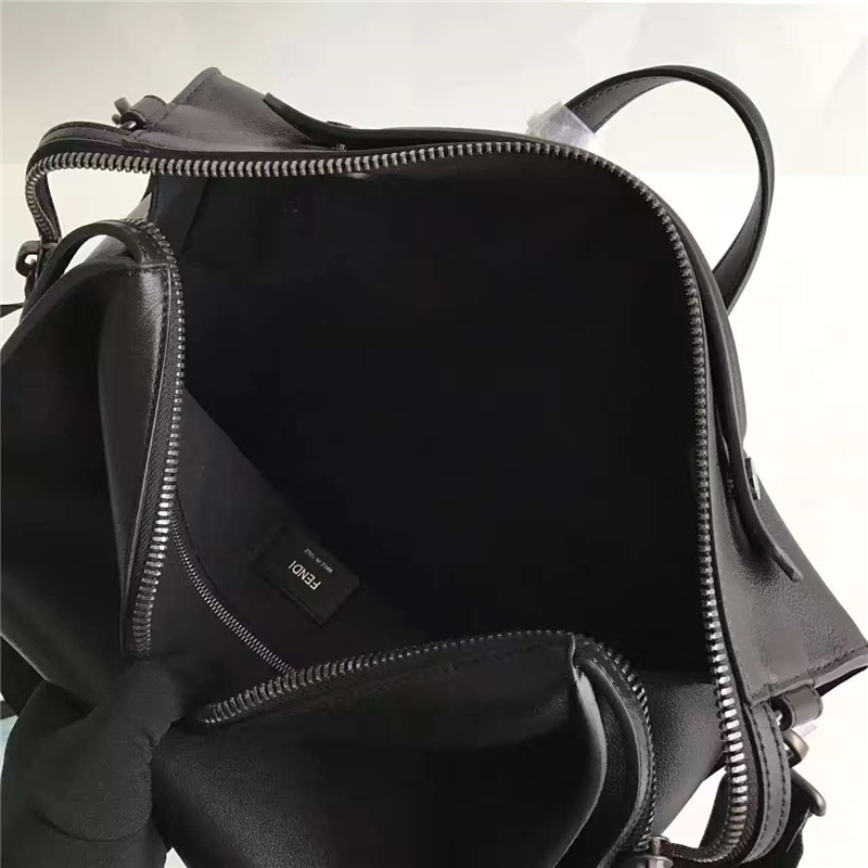 FENDI 手提包斜挎包 純手工 愜意從容 重新定義潮流新風尚