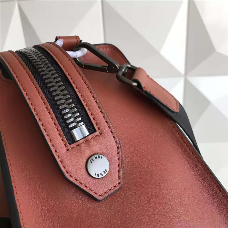 FENDI 手提包斜挎包 純手工 愜意從容 重新定義潮流新風尚