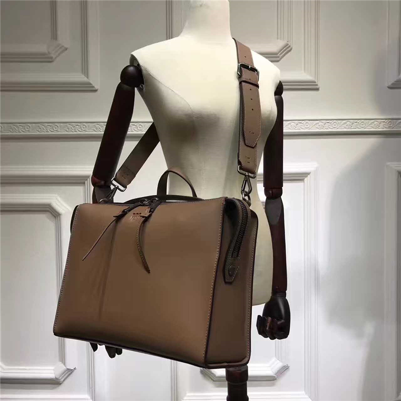 Fendi 芬迪 400 手提包 斜挎包 純手工 都市型男的成熟率性