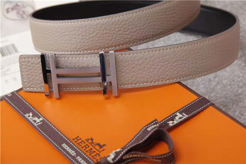 HERMES 愛馬仕 釆用原版進(jìn)口牛皮 皮質(zhì)可雙面使用 進(jìn)口機(jī)車車線