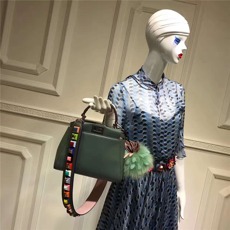 2590 FENDI 芬迪 拼色軟羊革 手提包 金屬配件 綠色