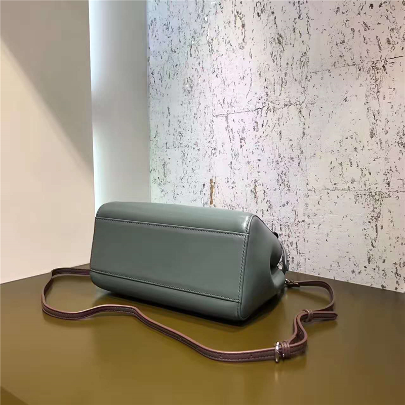 2590 FENDI 芬迪 拼色軟羊革 手提包 金屬配件 綠色