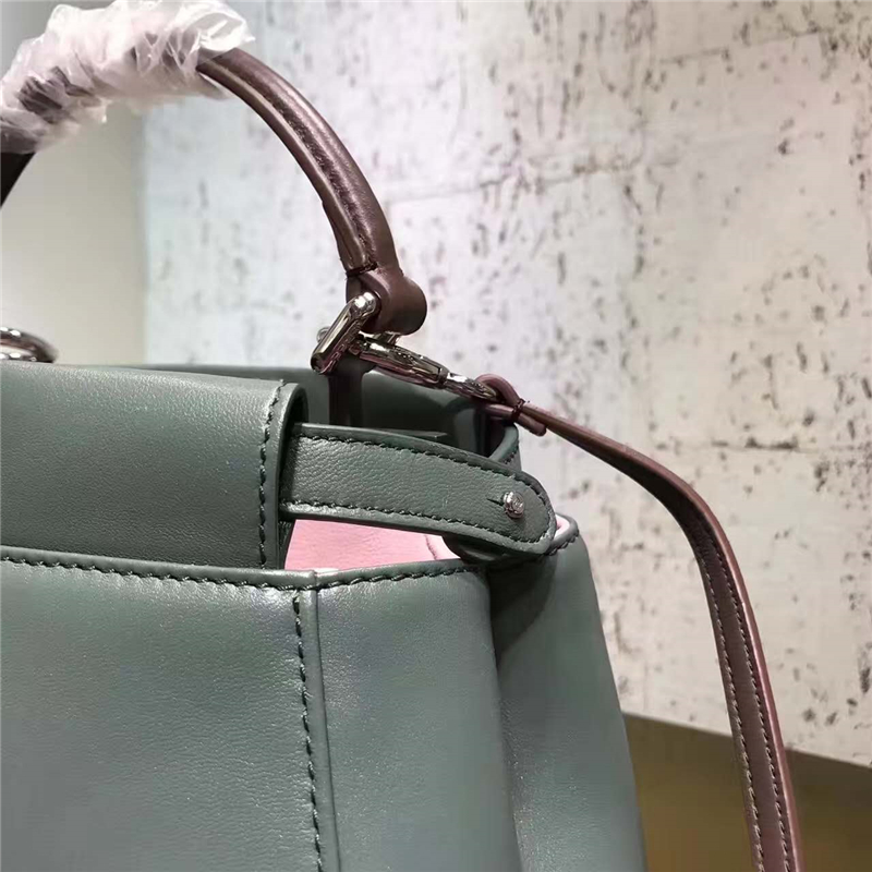 2590 FENDI 芬迪 拼色軟羊革 手提包 金屬配件 綠色