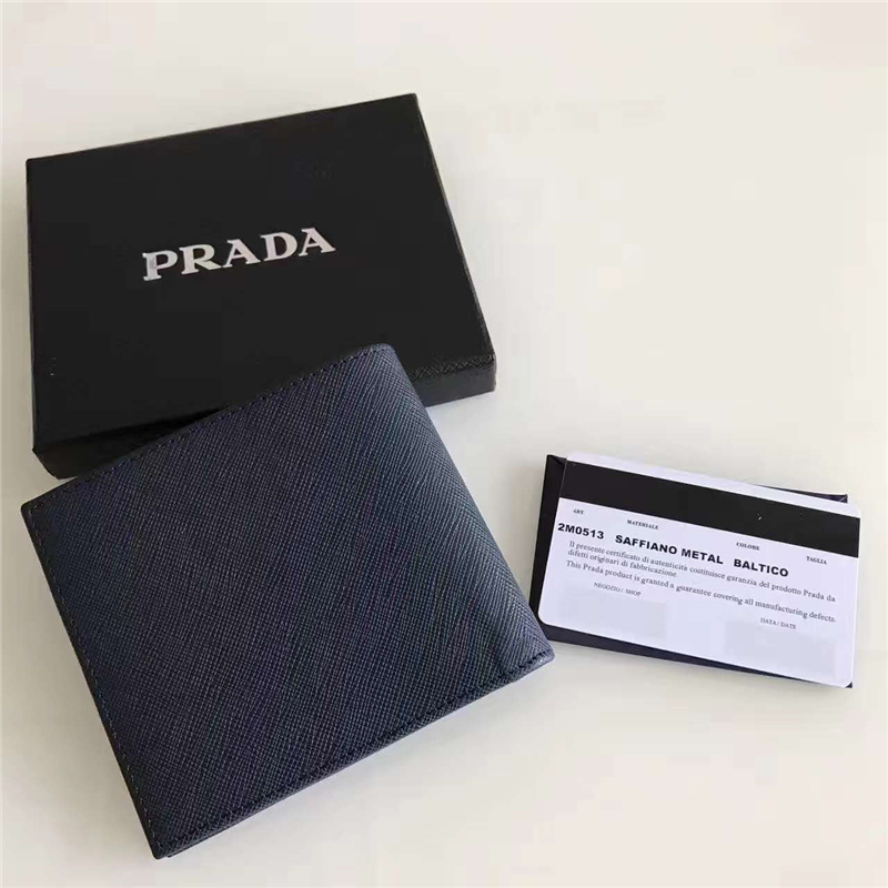 Prada錢包 男士短款錢包 斜角散字標 八卡位 黑色