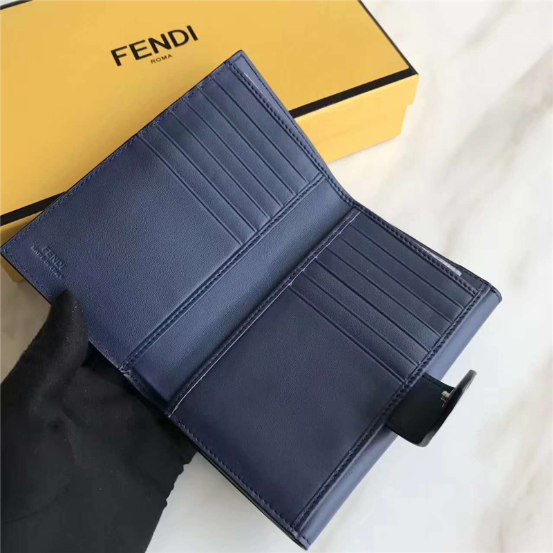 Fendi 芬迪 0383 2017年最新設計柔軟平紋小牛皮中夾 金屬環 藍色
