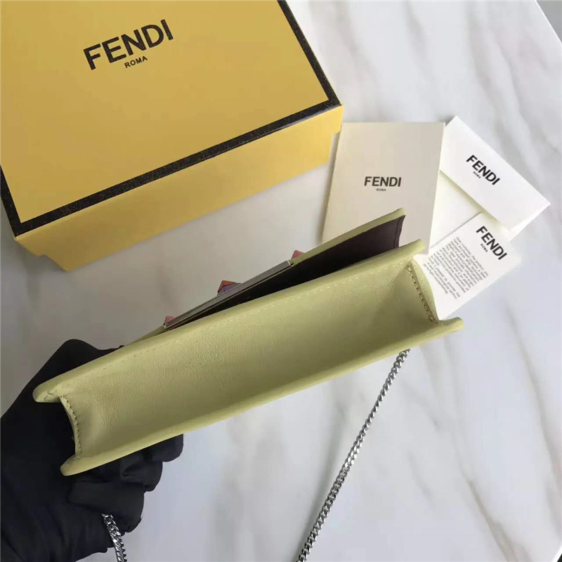 2346-A Fendi 2017新款 ROUND EYES主題 圓眼 精致小牛皮 鏈條包斜挎包 淺綠色