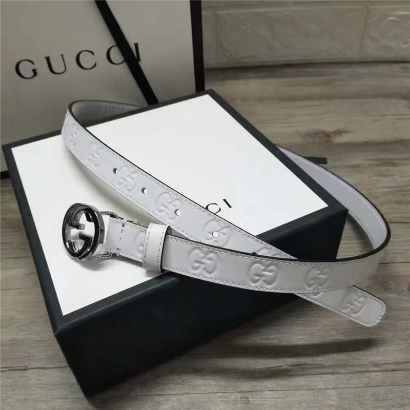 Gucci 新款 進口原版小牛皮壓花 女士腰帶 雙G扣頭 雙面可用 白色銀扣