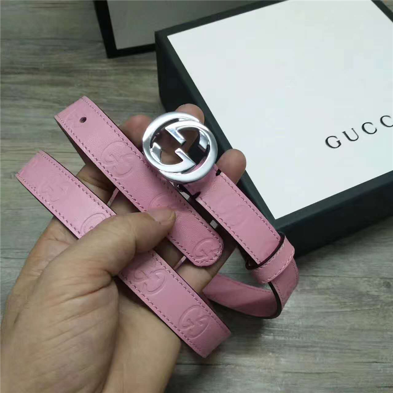 Gucci 新款 進口原版小牛皮壓花 女士腰帶 雙G扣頭 雙面可用 粉色銀扣