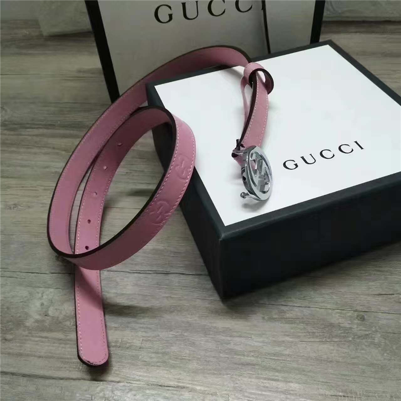 Gucci 新款 進口原版小牛皮壓花 女士腰帶 雙G扣頭 雙面可用 粉色銀扣