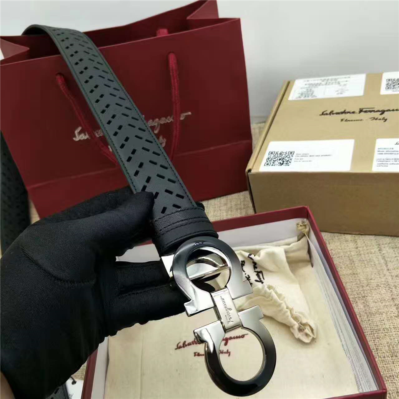 Salvatore Ferragamo 菲拉格慕 Ferragmo正品同款 高端定制 進口雙面 鏤空皮帶 黑色漸變扣
