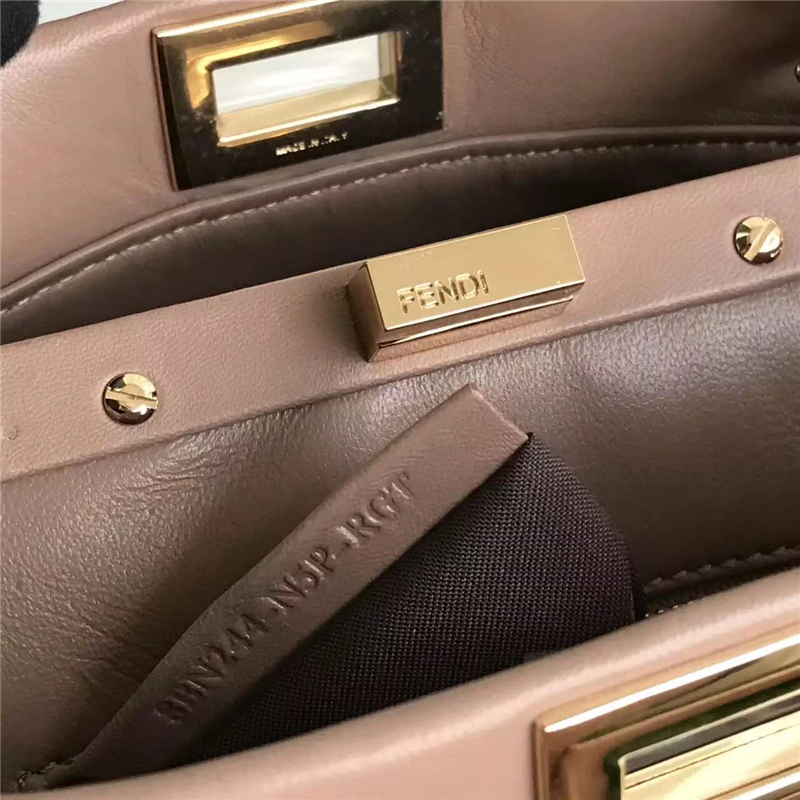 2590 FENDI 芬迪 軟羊皮革手提包 兩個內袋 金屬配件 裸粉