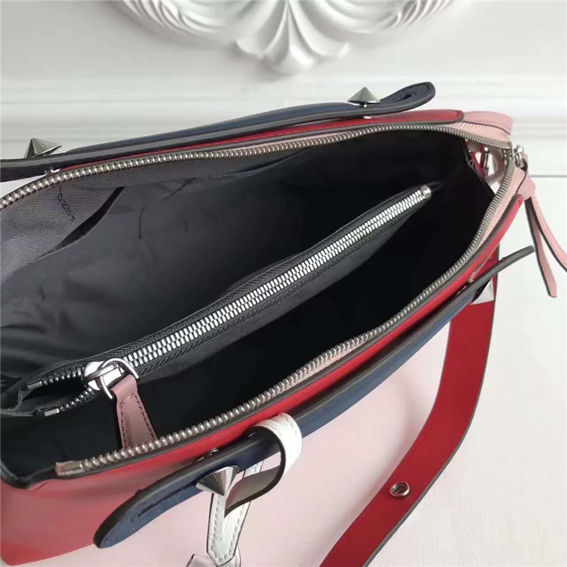 149S FENDI 芬迪 2017新款 柔軟小牛皮 拼色波士頓手提包挎包 紅拼白