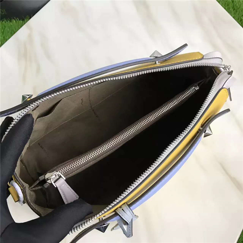 149S FENDI 芬迪 2017新款 柔軟小牛皮 拼色波士頓手提包挎包 檸檬黃拼白