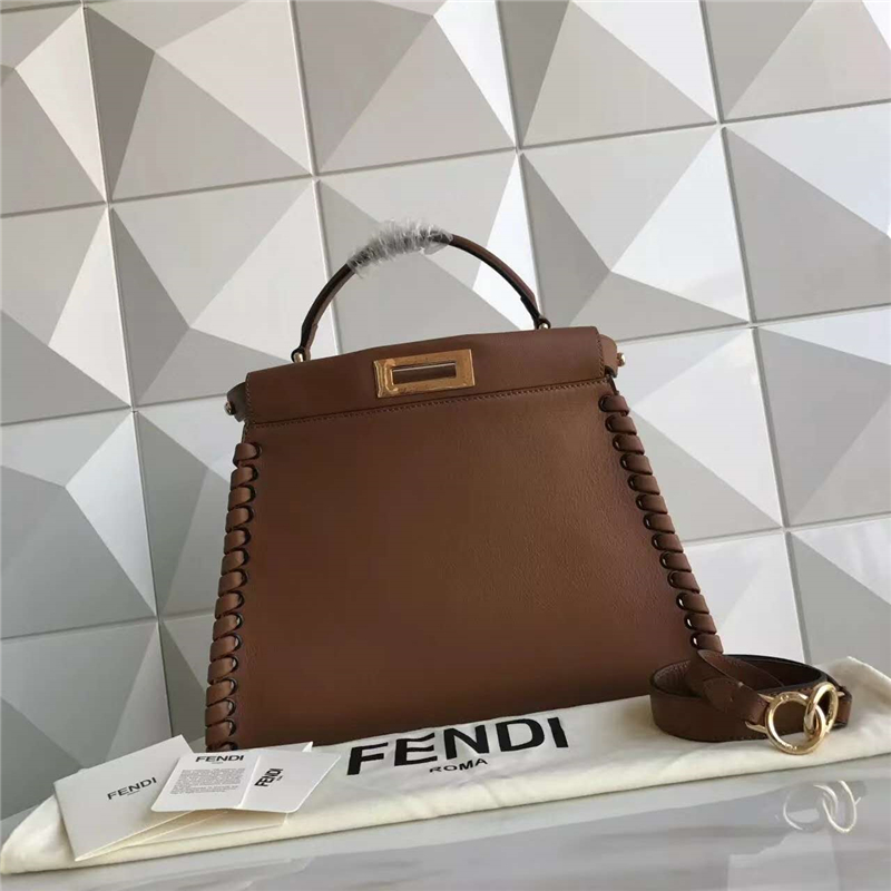 9210M FENDI 芬迪 邊緣編織裝飾 柔軟小牛皮手提包 棕色