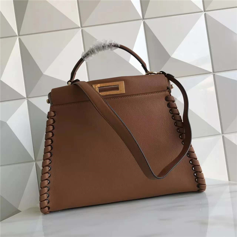 9210M FENDI 芬迪 邊緣編織裝飾 柔軟小牛皮手提包 棕色