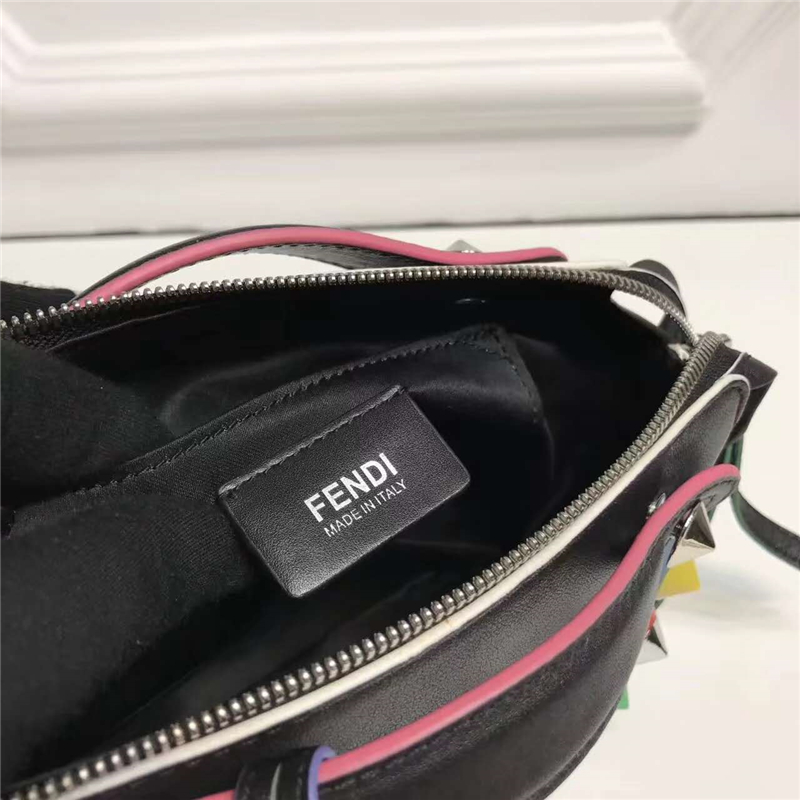 9133S FENDI 芬迪 波士頓小牛皮 鉚釘飾 手提包挎包 黑色