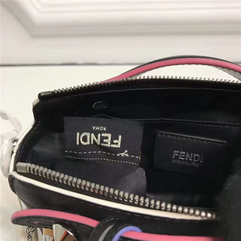 9133S FENDI 芬迪 波士頓小牛皮 鉚釘飾 手提包挎包 黑色