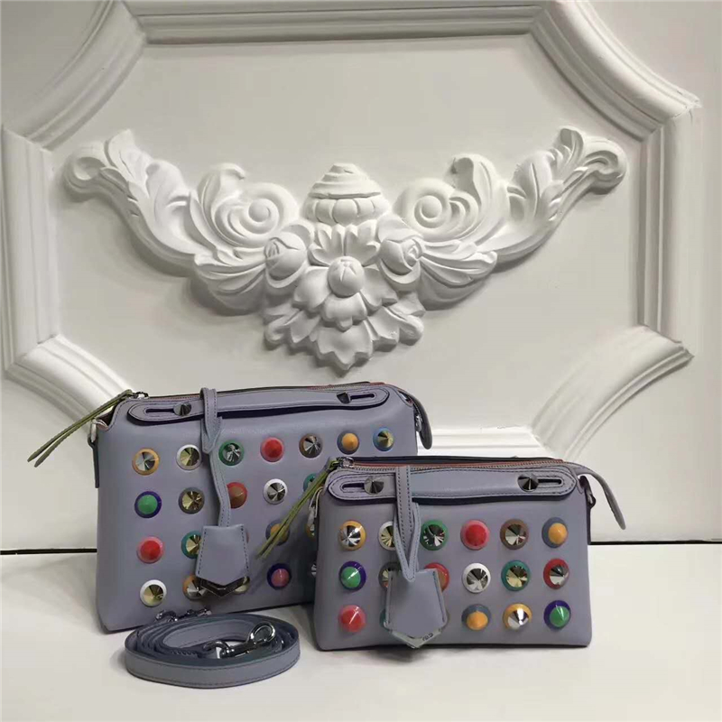 9133 FENDI 芬迪 波士頓小牛皮 鉚釘飾 手提包挎包 灰藍色