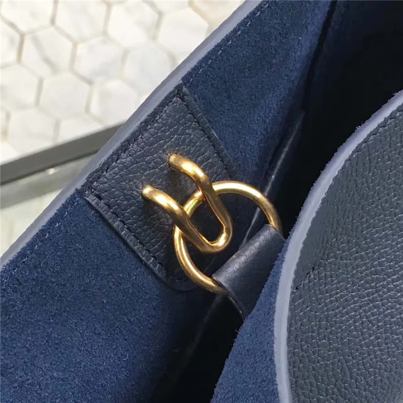 Celine 賽琳 Seau Sangle 真皮荔枝紋 寬肩帶 Sangle水桶包 藍色