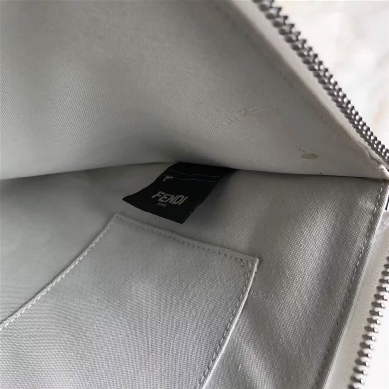 0368 FENDI 芬迪 拼色花朵裝飾 牛皮 手拿包 白色