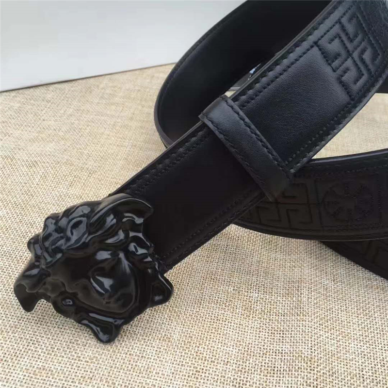 Versace 范思哲 2017新款皮帶 美杜莎扣頭 凹印圖案 男士腰帶 黑色