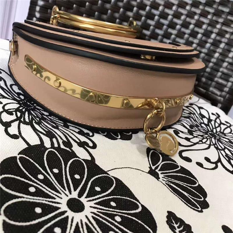 法國Chloe Chloe半月包 克洛伊女包 Chloe鉸子包 牛皮女包 駝色