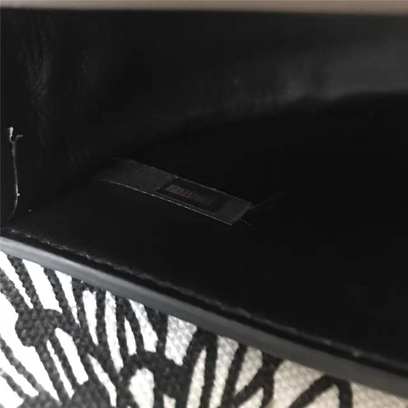 法國Chloe Chloe半月包 克洛伊女包 Chloe鉸子包 牛皮女包 灰色