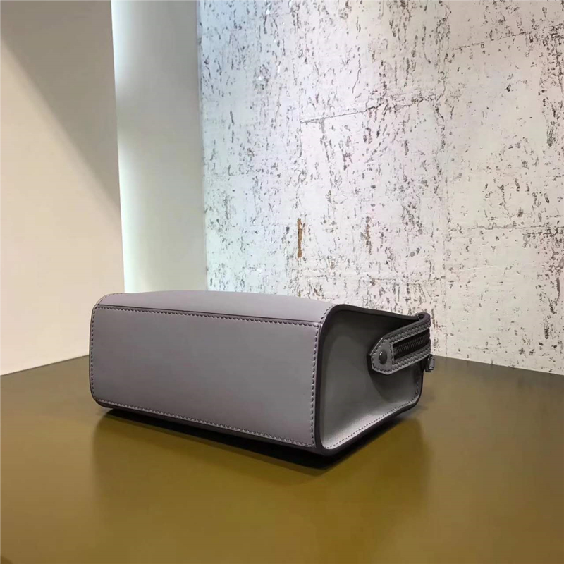 6238 FENDI 芬迪 長方形 小牛皮 男士 手提斜跨包 灰色