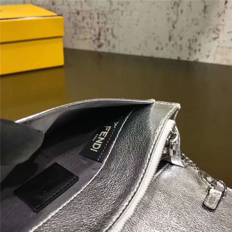 7346 FENDI 芬迪 立體花朵裝飾 柔軟小牛皮 鏈條肩包 銀色