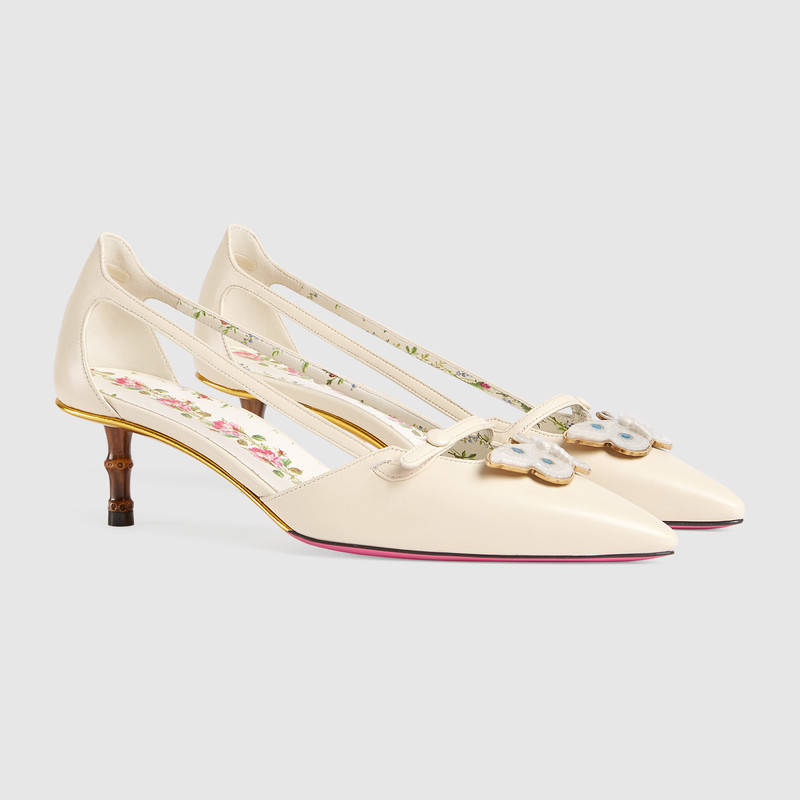 493934 GUCCI 飛蛾裝飾 竹節鞋跟 Gucci尖頭高跟鞋 復古白色