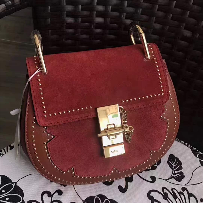 Chloe 蔻依 新款 小牛皮 磨砂拼小釘 小豬包 鏈條斜跨包 磚紅色