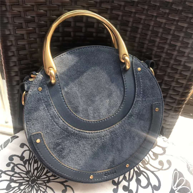 Chloe 蔻依 17秋冬 Pixie手環包 磨砂拼皮 圓形手提包 藍灰色