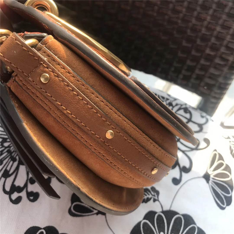 Chloe 蔻依 17秋冬 Pixie手環包 磨砂拼皮 圓形手提包 棕色