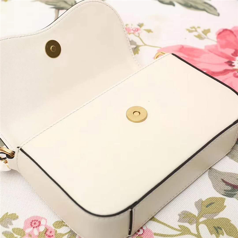 476804 Gucci 秋冬新款 全皮 虎頭 珍珠 鏈條手拎單肩包 白色