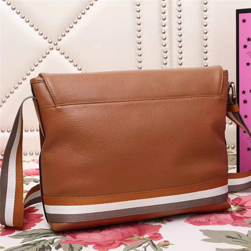 281422 GUCCI 男士商務休閑 真皮 單肩斜挎包 棕色