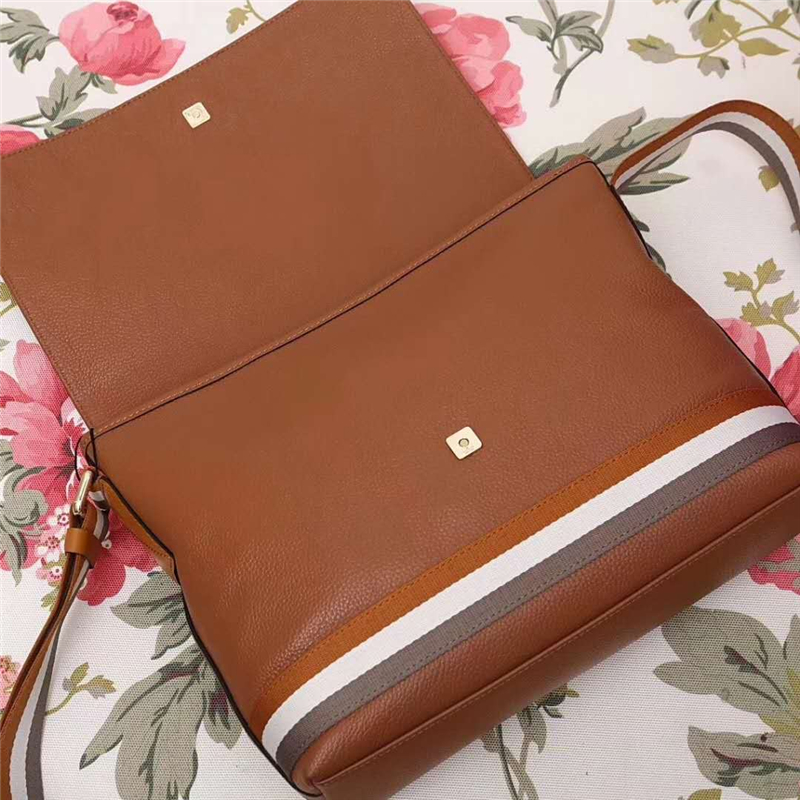 281422 GUCCI 男士商務休閑 真皮 單肩斜挎包 棕色