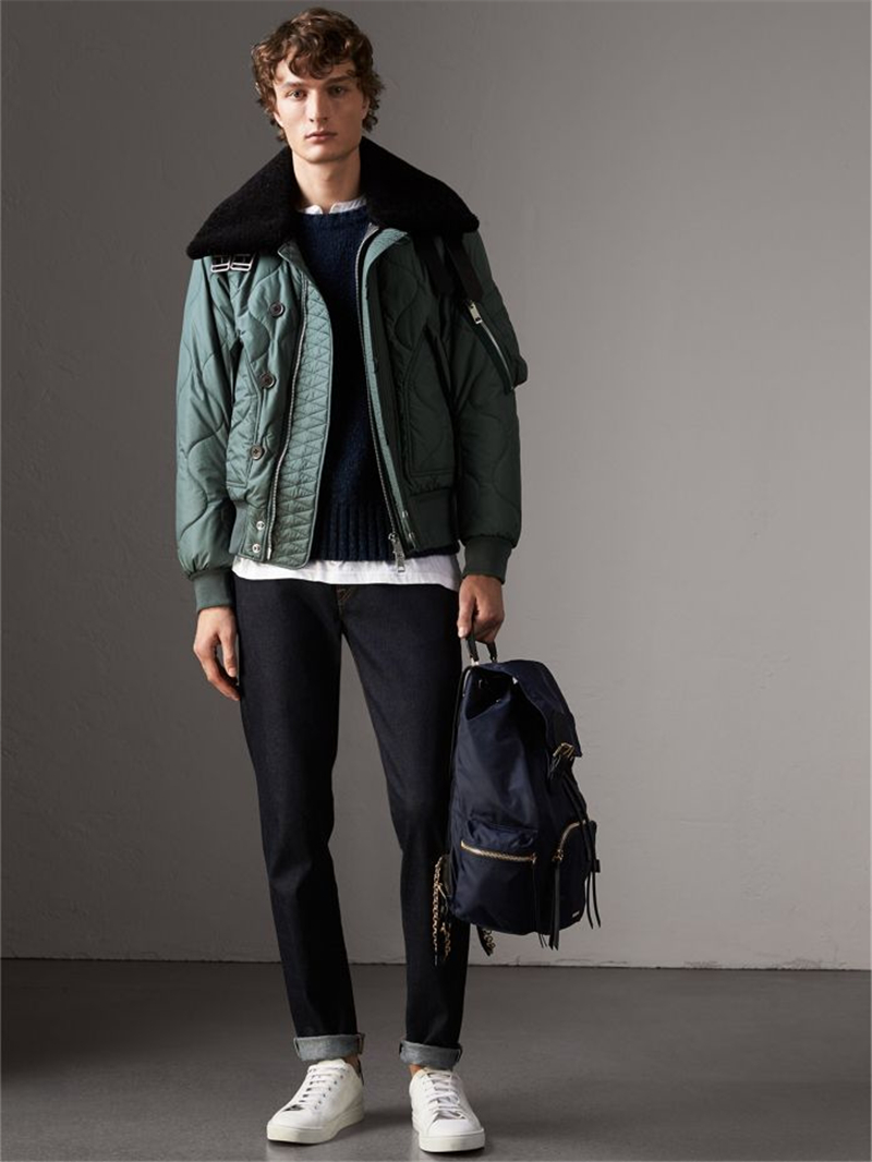 40209371 The Rucksack 大號 功能性 尼龍拼皮革 軍旅背包 墨藍色