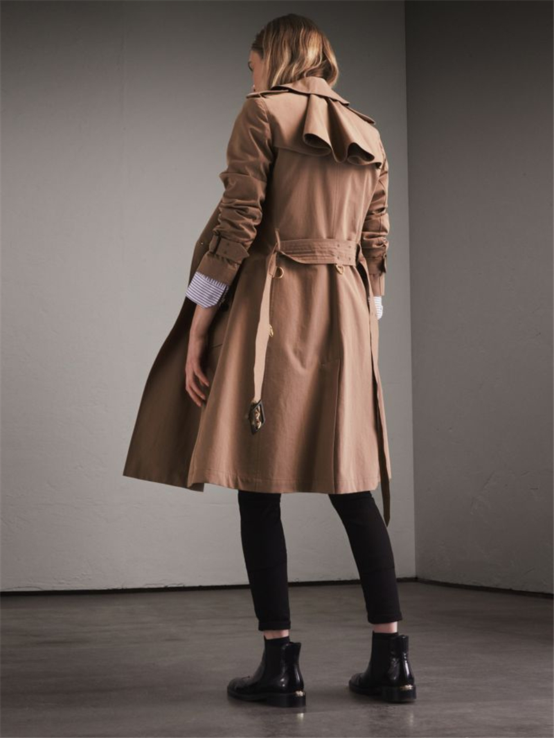 40502511 Burberry巴寶莉 輕薄 嘎巴甸 Trench 女士長款風衣 灰褐色