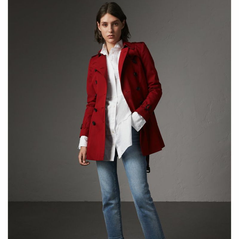 40133091 Burberry 巴寶莉 切爾西版型 女士短款 Trench 風衣 繽紛紅色