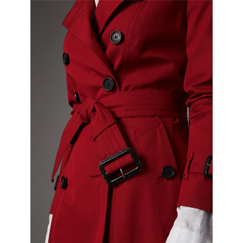 40133091 Burberry 巴寶莉 切爾西版型 女士短款 Trench 風衣 繽紛紅色