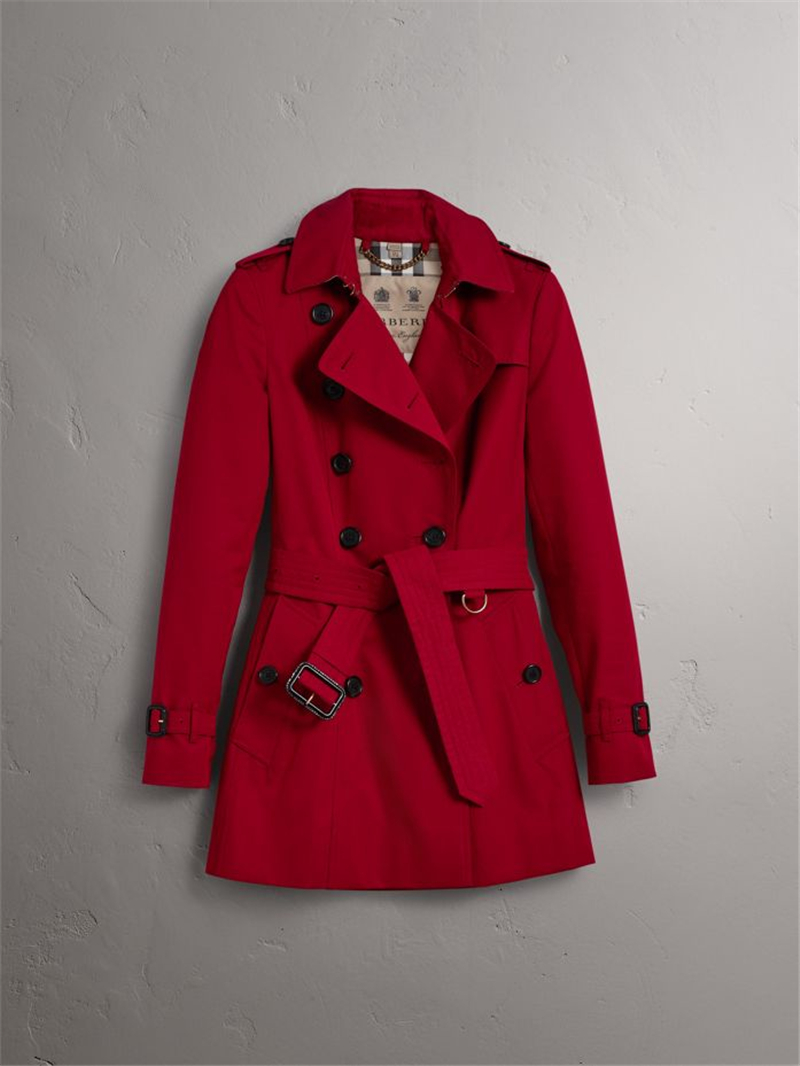 40133091 Burberry 巴寶莉 切爾西版型 女士短款 Trench 風衣 繽紛紅色