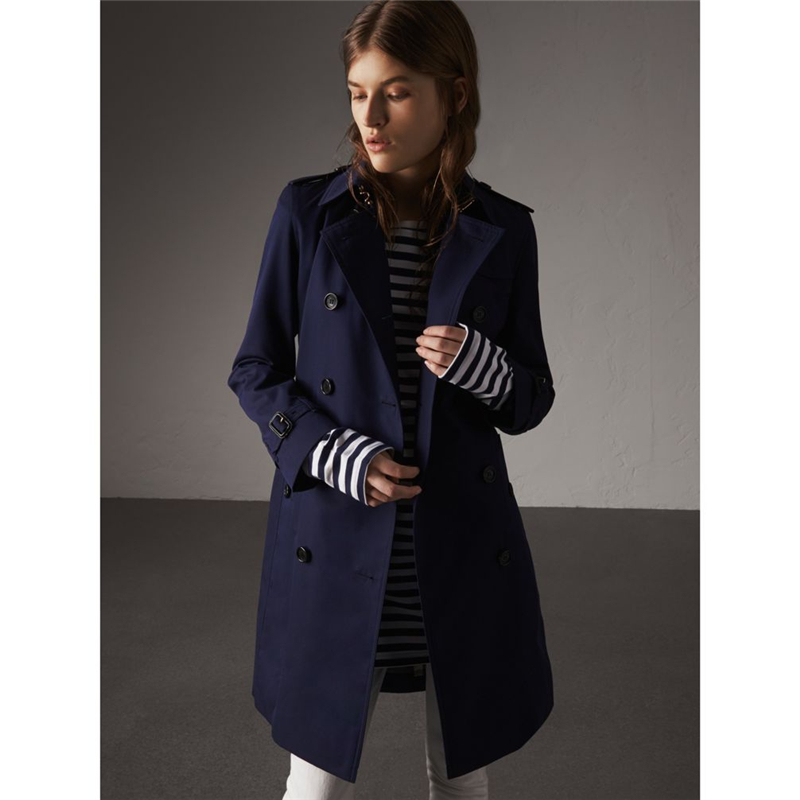 40560351 Burberry巴寶莉 棉質嘎巴甸 長款 防滲雨型 Trench 風衣 藍莓色