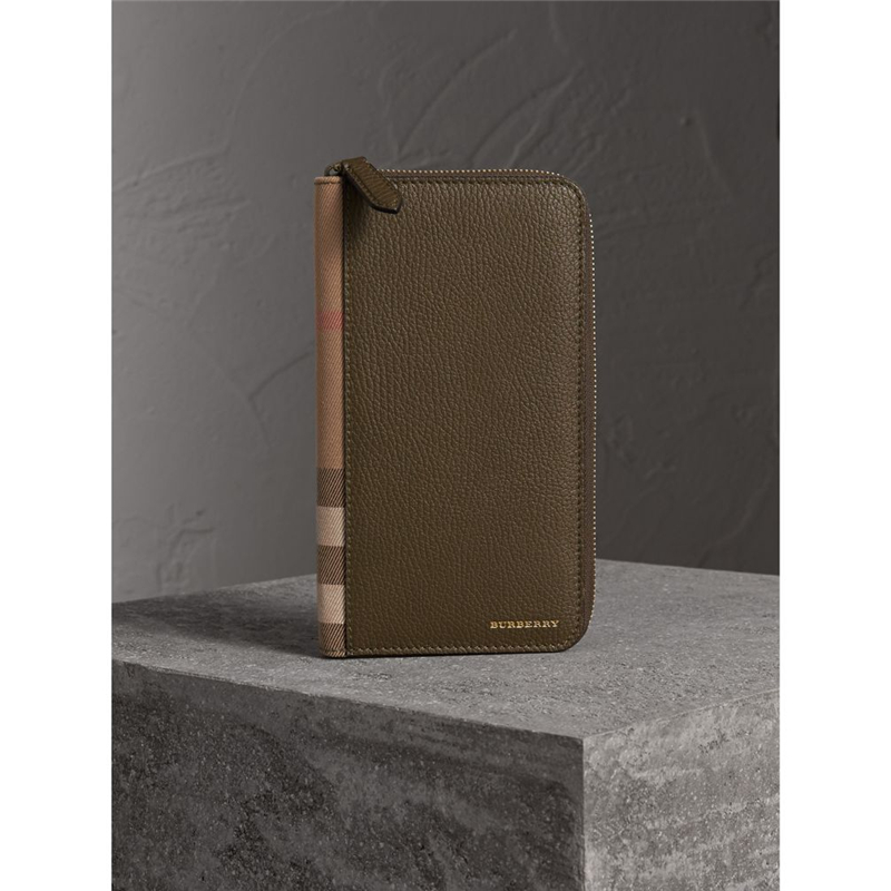 40564771 巴寶莉 House 格紋 拼粒紋皮革 全拉鏈 巴寶莉錢包 旅行錢夾 鼠尾草色