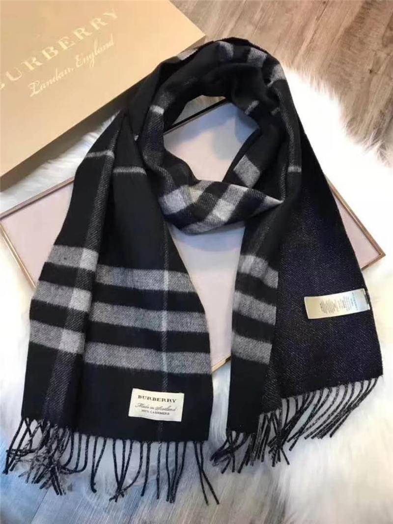 Burberry 巴寶莉 17年最新款 雙面兩用 金屬感格紋 羊絨圍巾 黑色