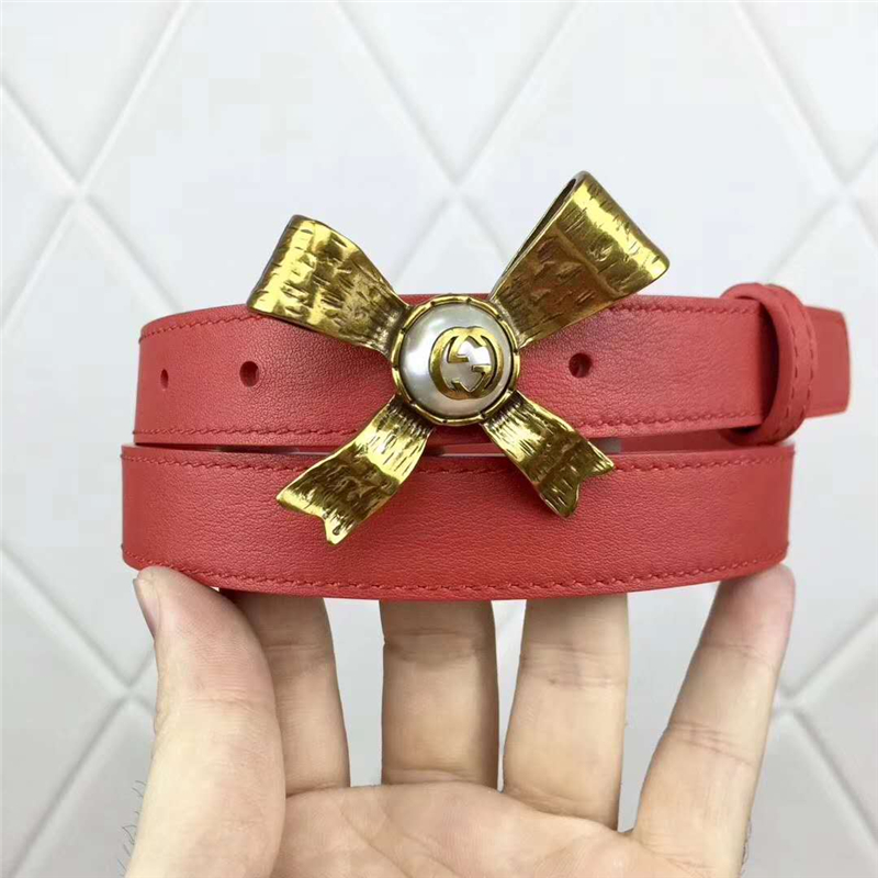 2008114899 Gucci 2017年新款 牛皮 金屬蝴蝶結飾釘 雙G帶扣 女式皮帶 紅色