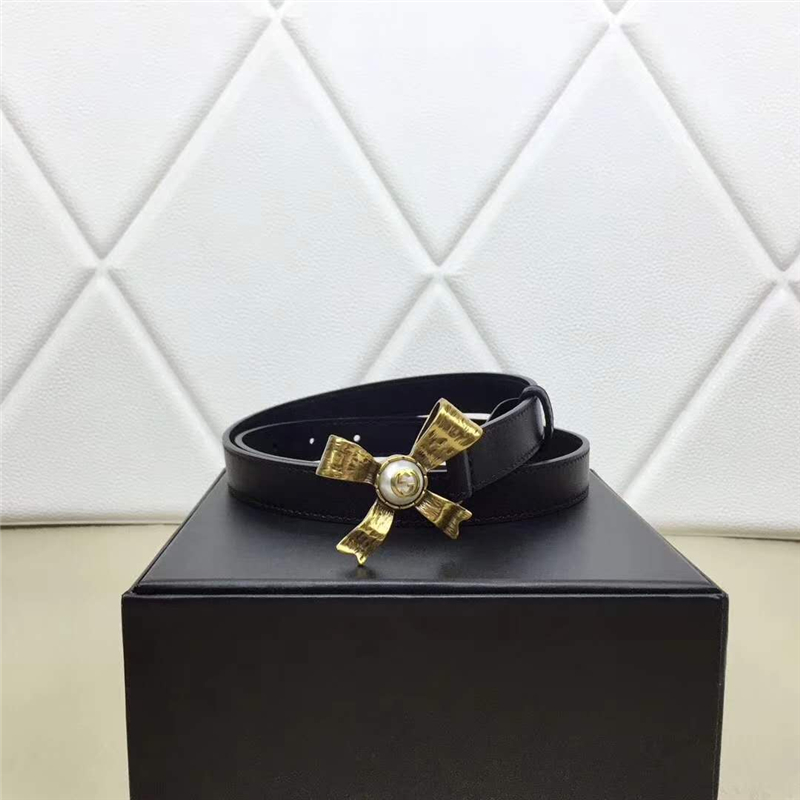 2008114899 Gucci 2017年新款 牛皮 金屬蝴蝶結飾釘 雙G帶扣 女式皮帶 黑色