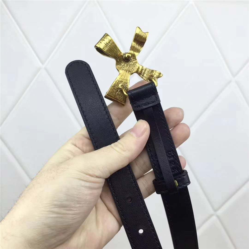 2008114899 Gucci 2017年新款 牛皮 金屬蝴蝶結飾釘 雙G帶扣 女式皮帶 黑色