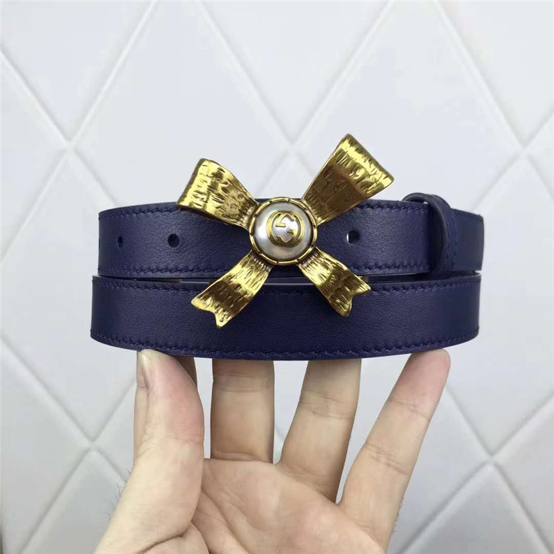 2008114899 Gucci 2017年新款 牛皮 金屬蝴蝶結飾釘 雙G帶扣 女式皮帶 藍色