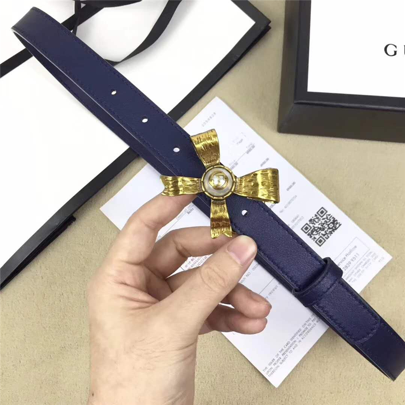 2008114899 Gucci 2017年新款 牛皮 金屬蝴蝶結飾釘 雙G帶扣 女式皮帶 藍色